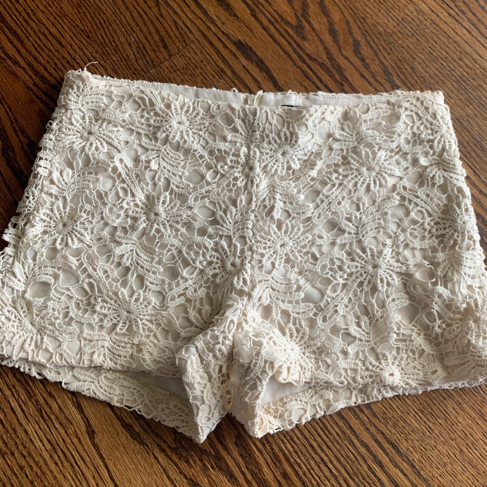 Beige shorts size medium